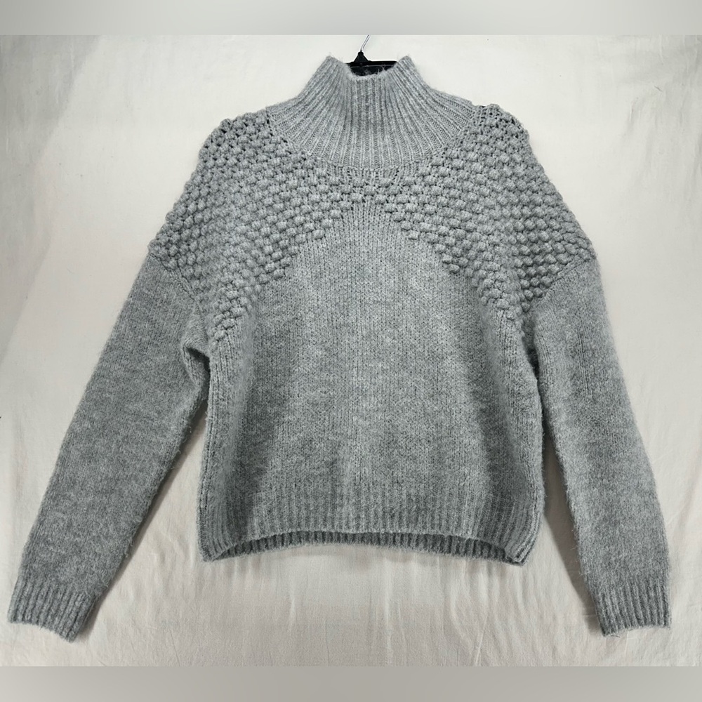 Free People Bradley Sweater Light Heather Gray Textured Turtleneck Womens Medium